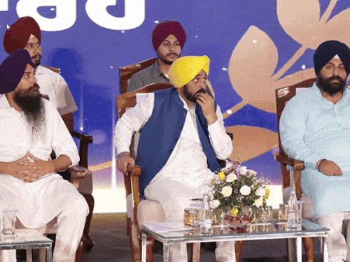 चंडीगढ़ में CM मान की संत समाज से मीटिंग:  गुरु तेग बहादुर शताब्दी समारोह 25 से, 4 नगर कीर्तन निकाले जाएंगे; मंत्रियों की लगेगी ड्यूटी – Punjab News