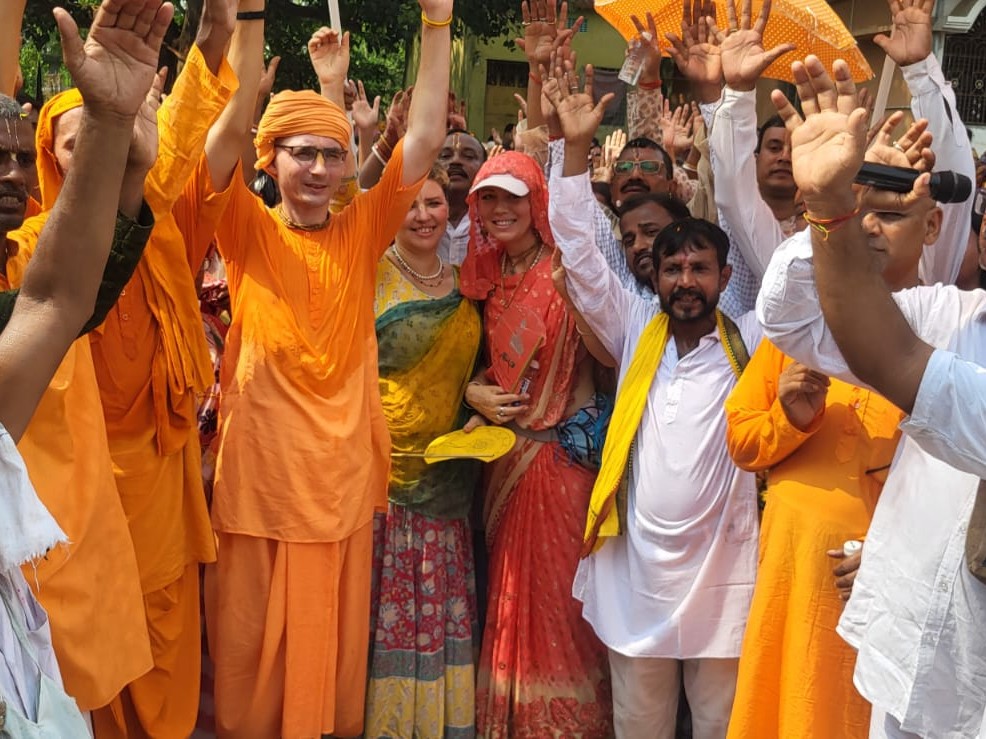 पाकुड़ में शरद पूर्णिमा पर लक्ष्मी पूजा:  धूमधाम से हुई मां लक्ष्मी की पूजा-अर्चना, रजत जयंती भी मनाई गई – Pakur News