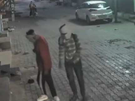 रानियां में ज्वेलर की दुकान में घुसे चोर:  चांदी लेकर हुए फरार; सीसीटीवी में दिखे तीन संदिग्ध, पुलिस पहचान में जुटी – rania News