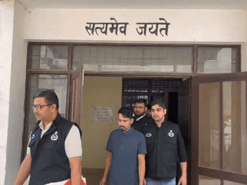 गुरुग्राम की क्राइम ब्रांच सेक्टर 43 ने जोरा के साथी युवराज थापा को पकड़ा था।