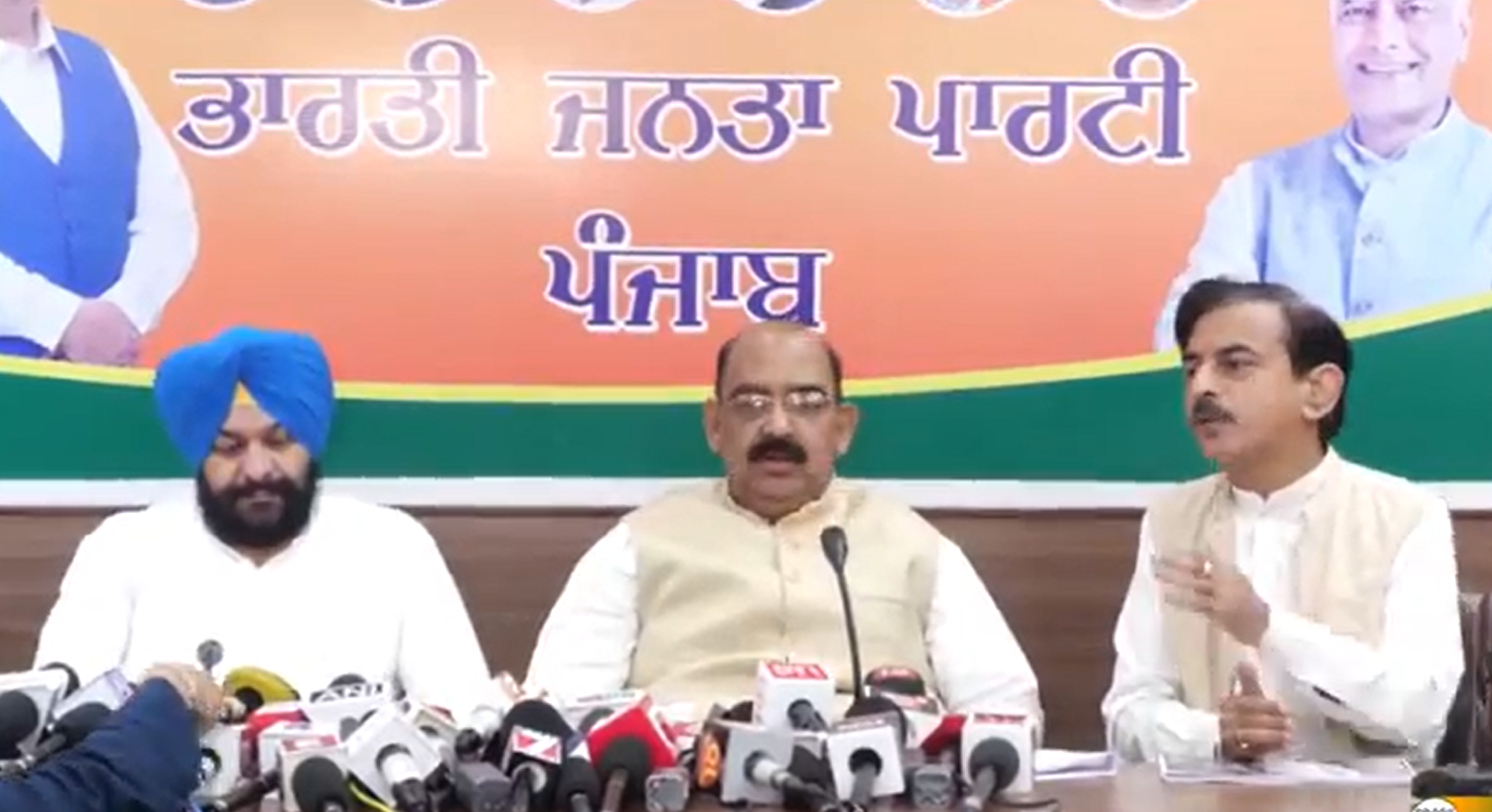 पंजाब भाजपा का सरकार के खिलाफ आरोप पत्र:  प्रदेश कार्यकारी अध्यक्ष अश्वनी शर्मा बोले- पीएम को मेमोरंडम नहीं दिया, बाढ़ के लिए सरकार जिम्मेदार – Chandigarh News