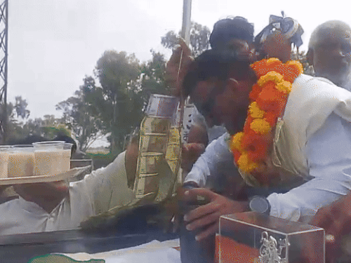 जोरावर सिंह अखाड़ा के की ओर से भी किया गया स्वागत।