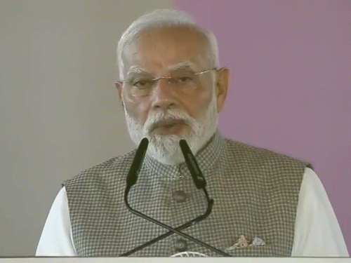 Navi Mumbai Airport Inauguration Photos Update; Narendra Modi | Gautam  Adani Group | मोदी बोले- मुंबई हमले का जवाब देना चाहती थी सेना: कांग्रेस ने  विदेशी दबाव में रोक दिया ...