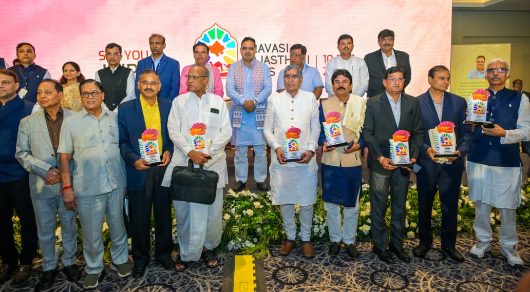 सीएम ने इस मौके पर प्रवासी राजस्थानियों को सम्मानित भी किया।