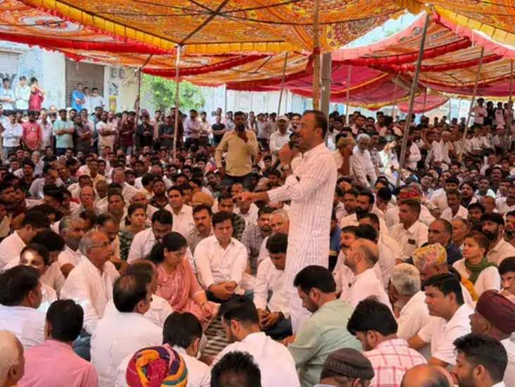 मांगों पर सहमति बनने के बाद कुचामन थाने के चल रहा धरना समाप्त कर दिया गया।