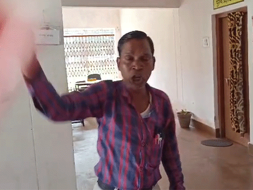 स्टाफ की सूचना पर पहुंची डायल 112 की टीम