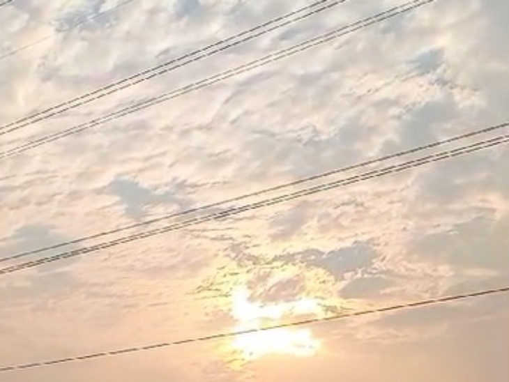 चक्रवाती सिस्टम के कारण शुक्रवार को रांची में आंशिक रूप से बादल घिरा रहा।