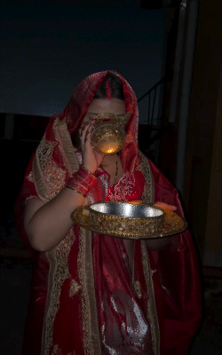 After worshiping, Jyoti Singh himself took water.