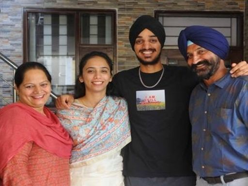 Arshdeep Singh with his family. file photo