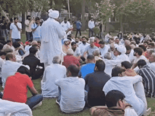 A panchayat of Khap representatives was held on Saturday in Mansarovar Park, Rohtak.