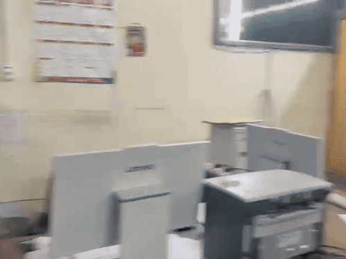 नगर परिषद कार्यालय में निरीक्षण करते हुए चेयरमैन वीर शांति स्वरूप