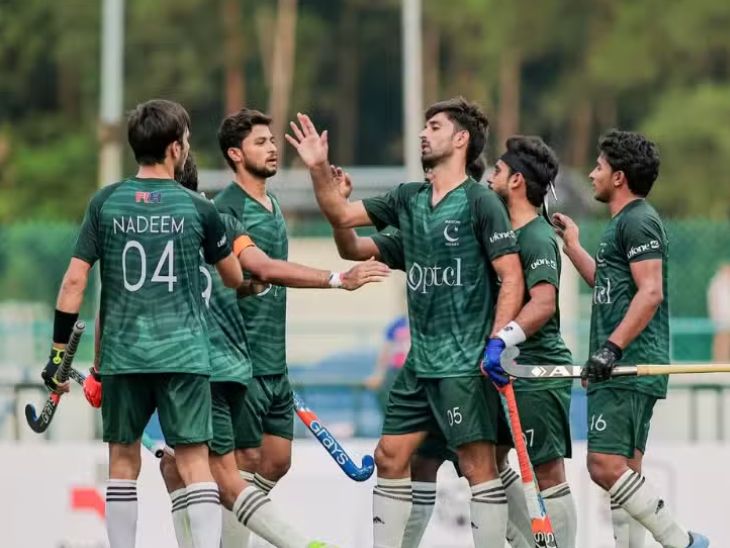पहले ही क्वार्टर में गोल दागकर पाकिस्तान ने 1-0 की बढ़त बना ली।