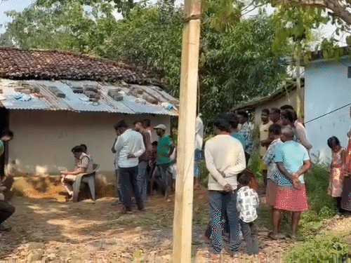 दोनों भाइयों में खाना बनाने को लेकर विवाद था।