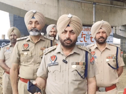 एसएसपी हरविंदर सिंह द्वारा दैनिक भास्कर से बातचीत में इसकी पुष्टि की गई है।