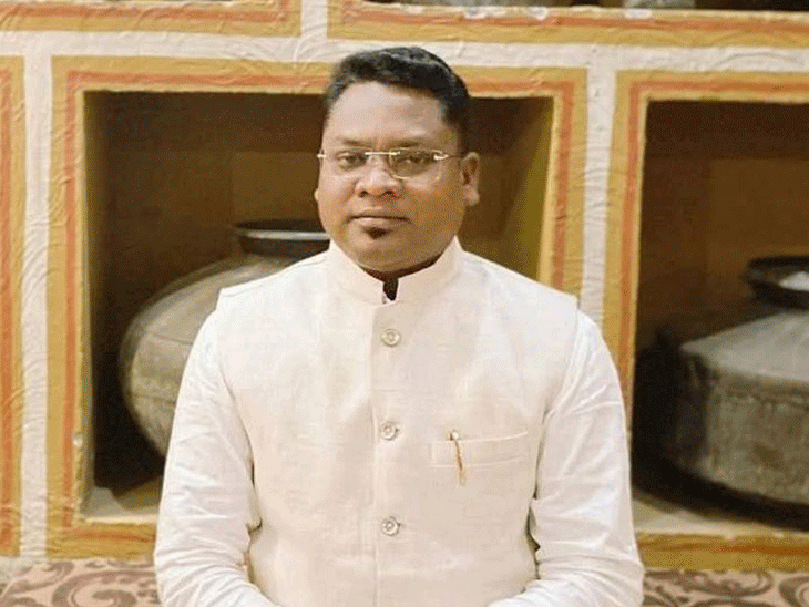 JMM Somesh will be the JMM candidate in the Ghatsila by-election | घाटशिला उपचुनाव में सोमेश सोरेन होंगे जेएमएम प्रत्याशी: पिता की विरासत संभालने की जिम्मेदारी, पार्टी ...