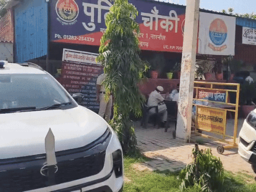 नारनौल पुलिस चौकी, जिसके बाथरूम में टीचर ने फंदा लगाकर सुसाइड किया है।