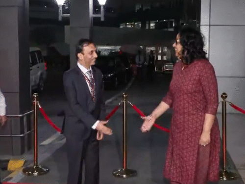 श्रीलंकाई पीएम आज सुबह तीन दिन के दौरे पर दिल्ली आई हैं। पीएम बनने के बाद उनका यह पहला भारत दौरा है।