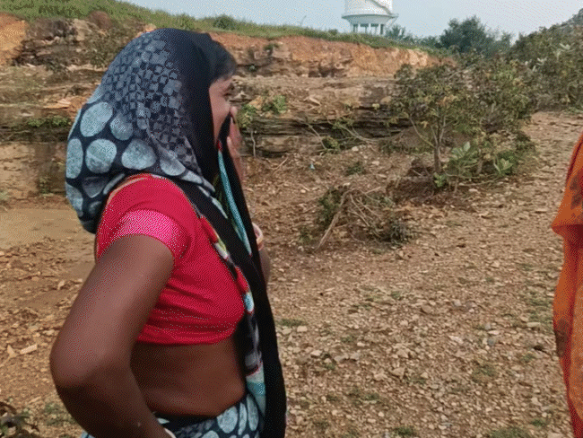 कचरा प्लांट से आने वाली बदबू के कारण ग्रामीणों का रहना मुश्किल हो गया है।