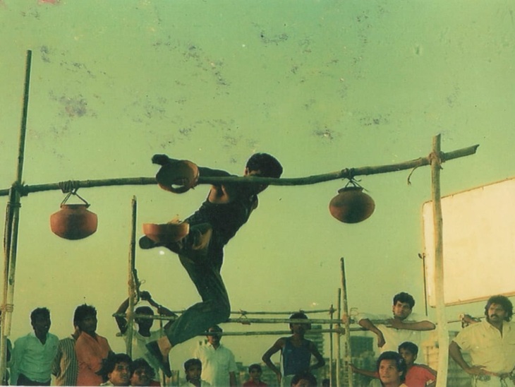 मूवी के दौरान स्टेंट करते बॉबी सिंह। - फाइल फोटो