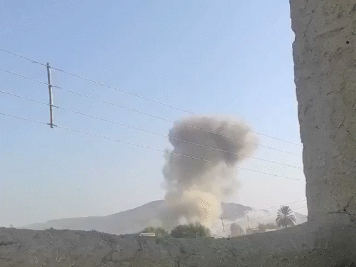 PAK आर्मी कैंप पर सुसाइड अटैक से जुड़े कई वीडियो वायरल है।