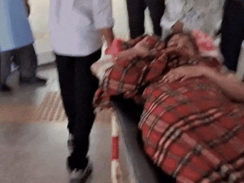 अस्पताल में भर्ती घायल ईशा की हालत अब स्थिर बताई जा रही है, अभी डॉक्टरों की देखरेख में उसका इलाज चल रहा है।