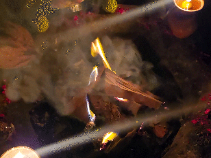 चौदस और अमावस्या की रात को तांत्रिकों के लिए यह स्थान शक्तिशाली माना जाता है।