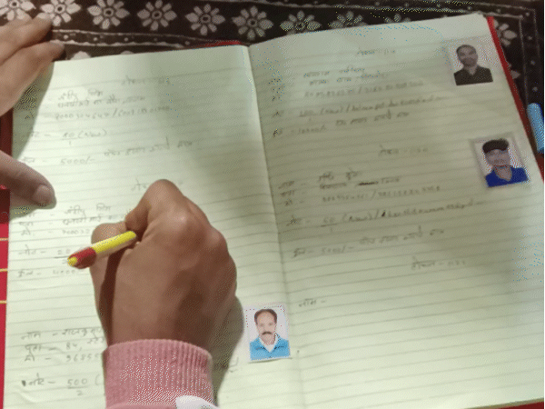 मंदिर में आने वाली धन राशि और आभूषण की एंट्री की जा रही है।