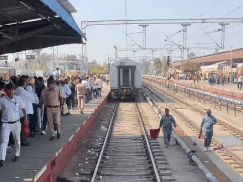 अमृतसर-सहरसा गरीब रथ एक्सप्रेस ट्रेन के लिए 3 कोच चंडीगढ़ से मंगाए गए थे।