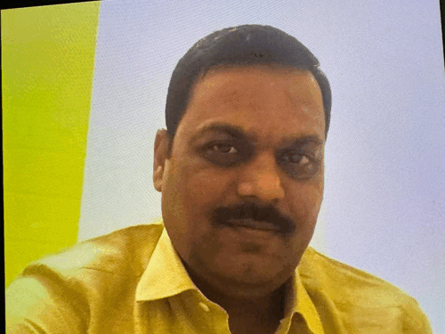 Jain Travels owner Manish Jain arrested in Jaisalmer bus accident | जैसलमेर बस अग्निकांड, जैन ट्रेवल्स का मालिक मनीष जैन गिरफ्तार: जोधपुर के जैनम कोच क्राफ्ट्स में बनी ...