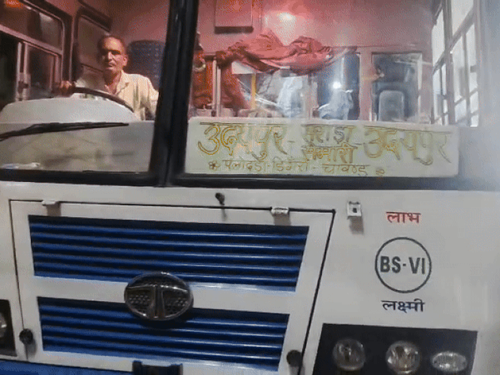 उदयपुर से सराड़ा होकर सेमारी तक चली बस।