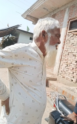 उन्नाव में भी कुछ लोग उल्लू देने के लिए राजी हो गए।