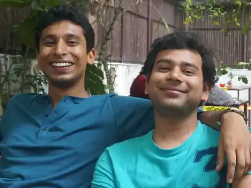 मीशो के फाउडंर विदित आत्रे और संजीव बरनवाल ने 2015 में नौकरी छोड़कर फैशनियर नाम से स्टार्टअप की शुरुआत की थी।