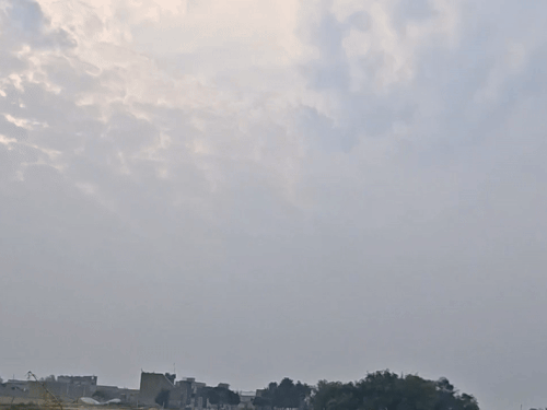 श्रीगंगानगर में AQI लेवल 220 से पार पहुंच चुका है।