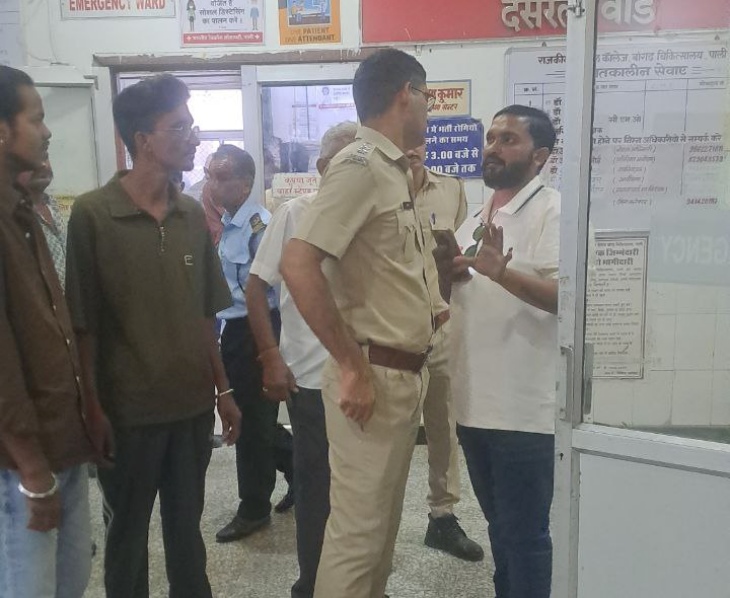 हादसे की जानकारी मिलने पर सीओ ग्रामीण रतनाराम देवासी भी बांगड़ हॉस्पिटल पहुंचे।