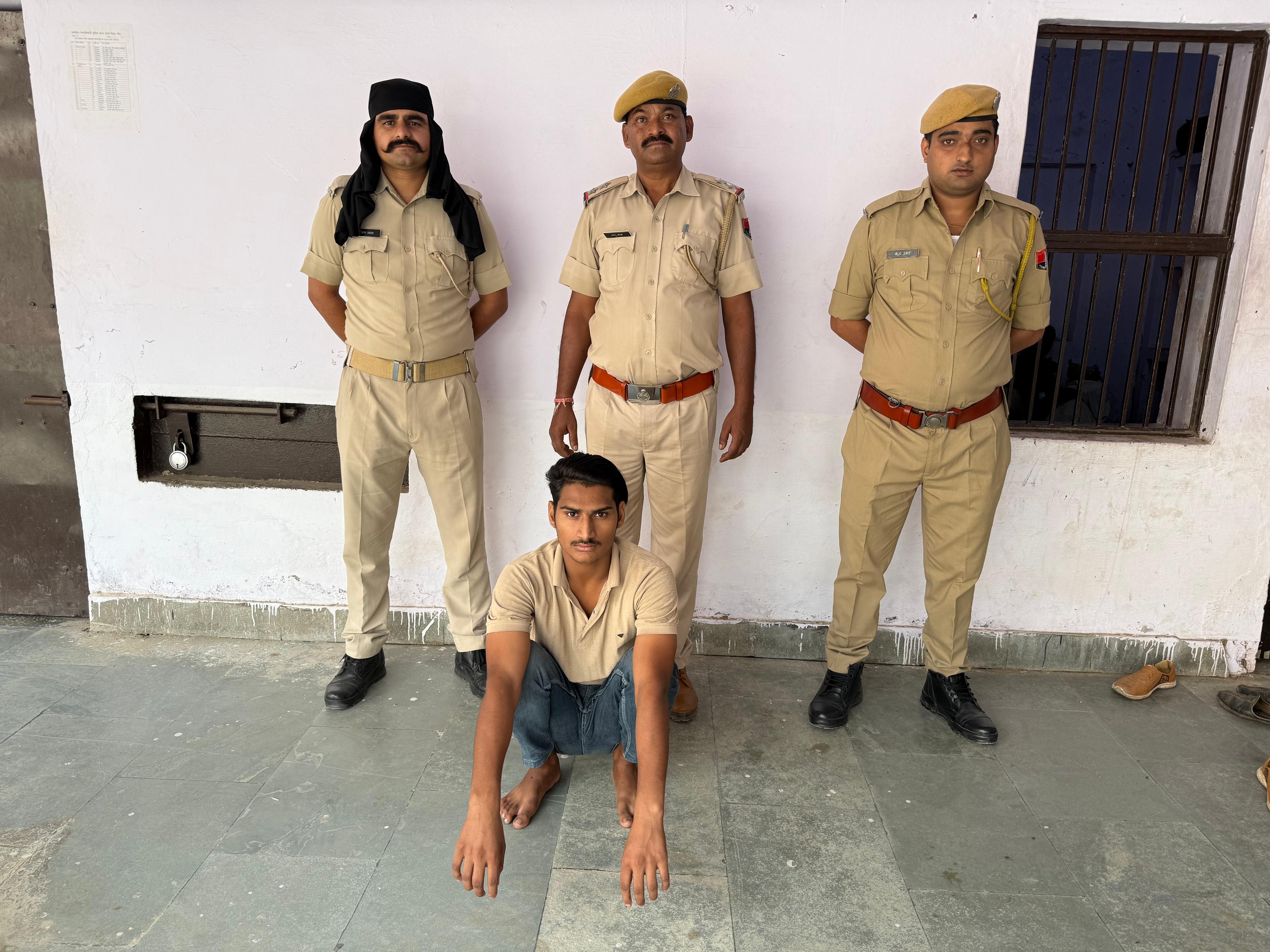 कामां में सिक्योरिटी गार्ड की नौकरी लगवाने के नाम पर ठगी करने वाला आरोपी गिरफ्तार।