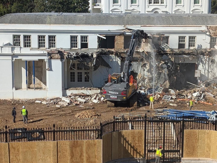 Many parts of the East Wing of the White House were demolished with the help of bulldozers on Monday.