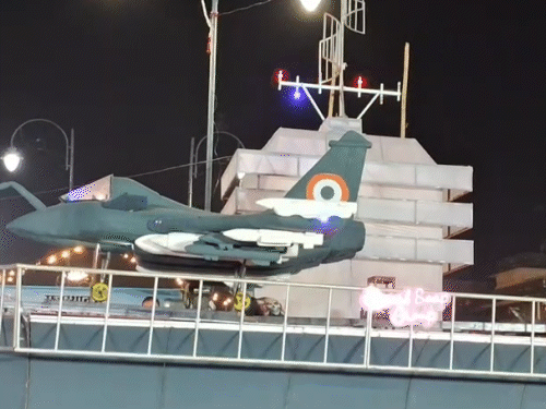 स्वागत द्वार की श्रेणी में चांदपोल बाजार (ऑपरेशन सिंदूर झांकी) विजेता रहा।