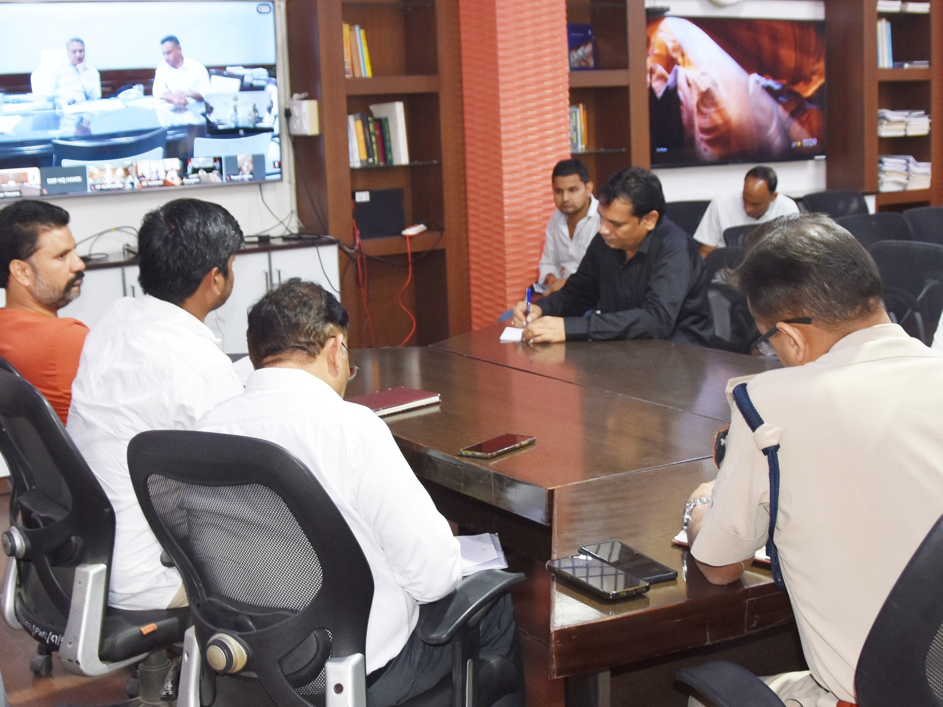 पलवल में रन फॉर यूनिटी 31 अक्टूबर को:  सीएम के प्रधान सचिव और डीसी के बीच वीडियो कॉन्फ्रेंस, तैयारियों को लेकर दिए निर्देश – Palwal News