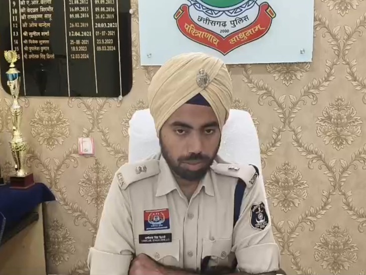 एएसपी ने बताया कि, दो पुलिसकर्मियों पर हुई कार्रवाई।