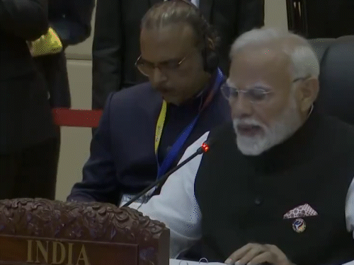 मोदी ने 10 अक्टूबर को लाओस की राजधानी वियनतियाने में आसियान समिट में हिस्सा लिया।