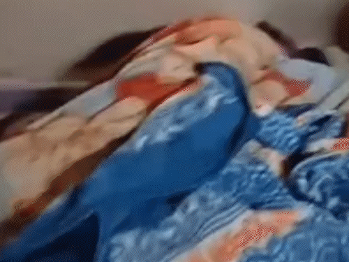 बिस्तर में मृत अवस्था में मिले थे पति-पत्नी।