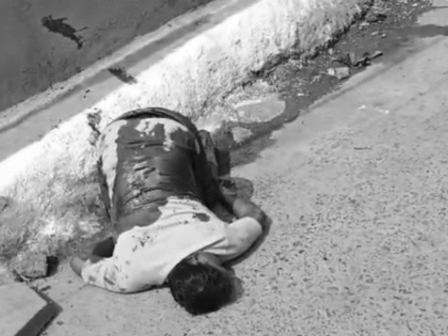 हत्या की वारदात पास लगे सीसीटीवी में कैद हो गई।