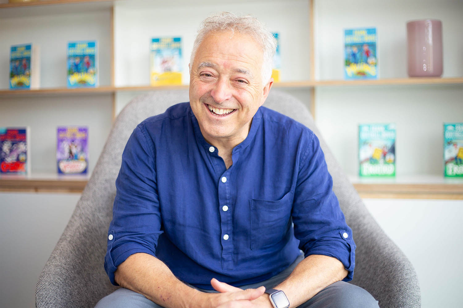 फ्रैंक कॉटरेल बॉयस एक ब्रिटिश स्क्रीनराइटर, नॉवलिस्ट और एक्टर हैं।