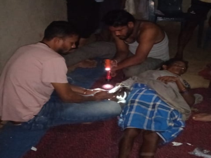 अन्य सभी पीड़ितों की हालत खतरे से बाहर है।