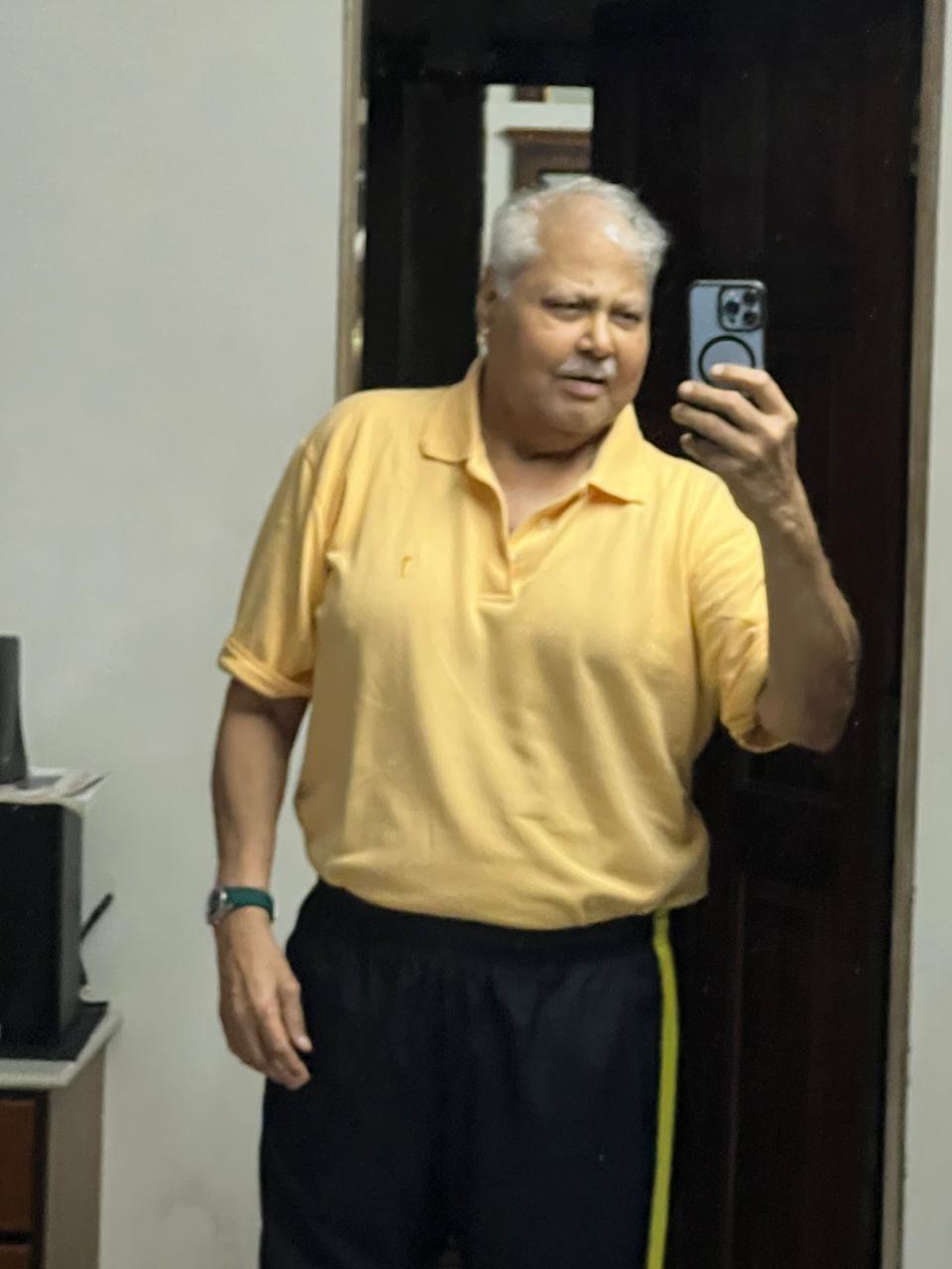 Satish Shah had taken this selfie on Saturday morning itself, which proved to be his last selfie. He had sent this selfie to filmmaker Vivek Sharma.