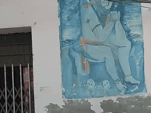 जालंधर के अंबेडकर नगर में बना मंदिर और चर्च का चल रहा रेनोवेशन।