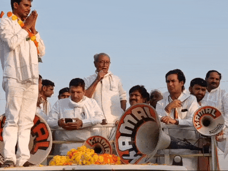 दिग्विजय सिंह और जीतू पटवारी (फाइल फोटो)