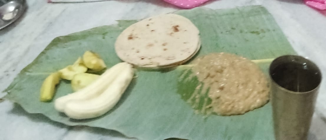 अरवा चावल व गुड़ से बनी खीर, रोटी और फलाहार के साथ प्रसाद तैयार होगा।