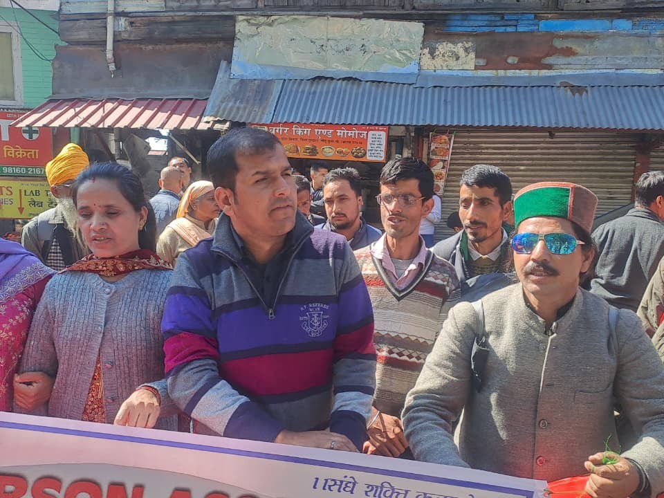 शिमला में दृष्टिहीनों ने सरकार के खिलाफ खोला मोर्चा:  सचिवालय के बाहर प्रदर्शन, बोले- कोटे के अनुसार दी जाए सरकारी नौकरी – Shimla News