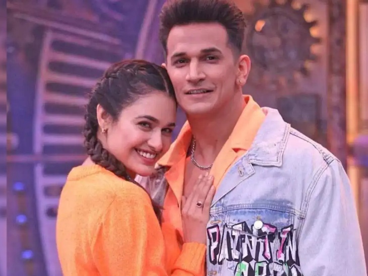 सुनीता म्हणाल्या- गोविंदा व त्यांना कुटुंबाची नजर लागली: ते त्याला कधीच आनंदी पाहू शकत नाही, कोणी जादूटोणा केला, वाईट नजर टाकली सर्व कळते सुनीता म्हणाल्या- गोविंदा व त्यांना कुटुंबाची नजर लागली: ते त्याला कधीच आनंदी पाहू शकत नाही, कोणी जादूटोणा केला, वाईट नजर टाकली सर्व कळते